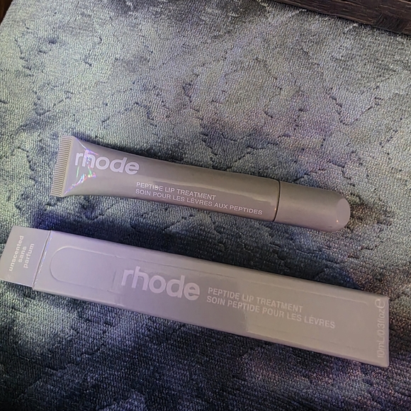 RHODE LIP PEPTIDE - Picture 6 of 8